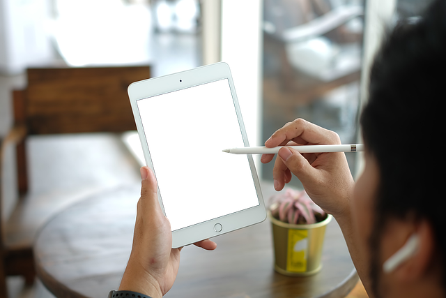 iPad, Apple Pencil